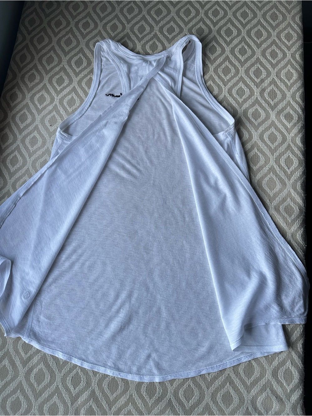 Lululemon All Tied Up White Tank w/Navy Script Sz 2 - Picture 5 of 7